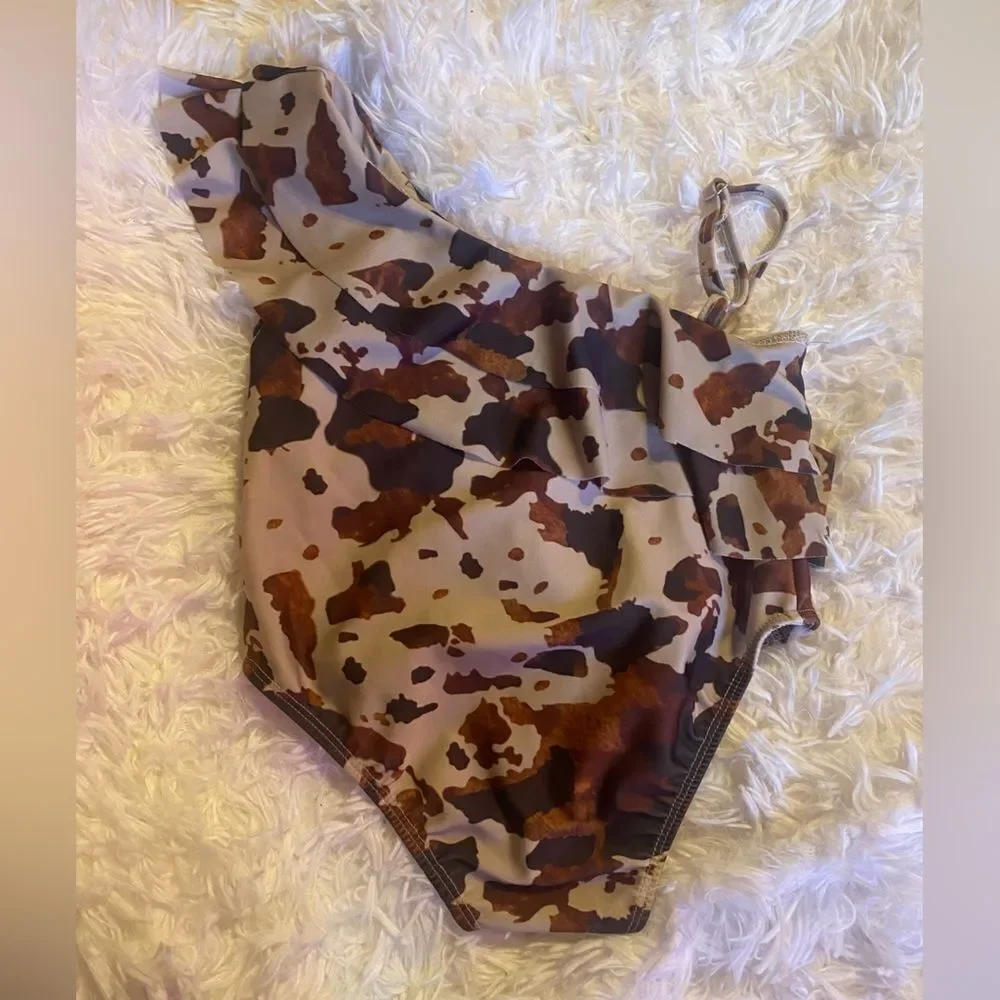 Callie’s Alley Boutique Toddler Girl Cow Print Swimsuit Size 2T